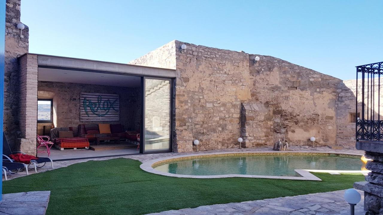 Castell De Fonolleres Villa Exterior photo